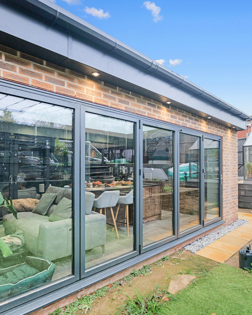 single storey extension windows