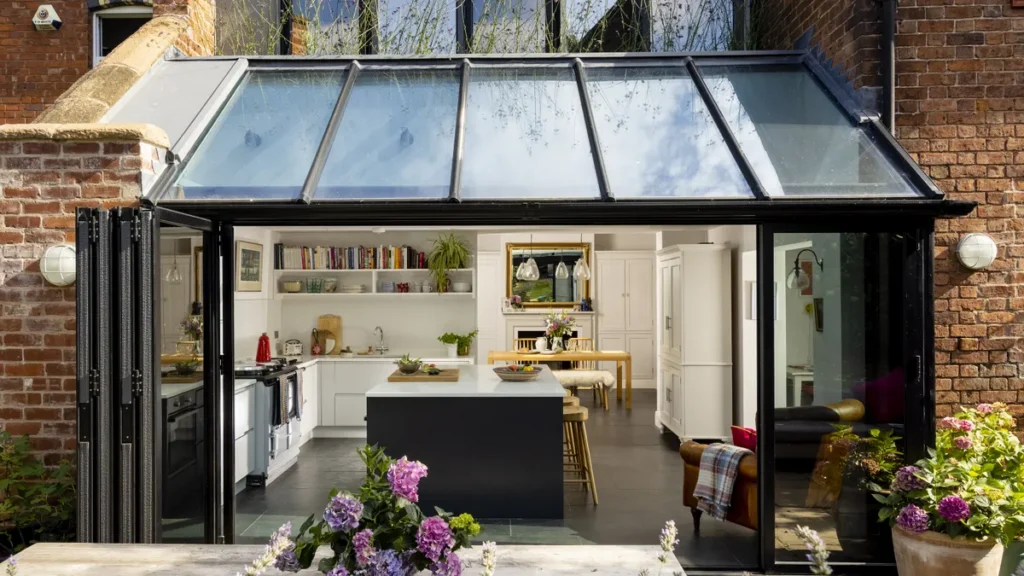 lean to extension ideas